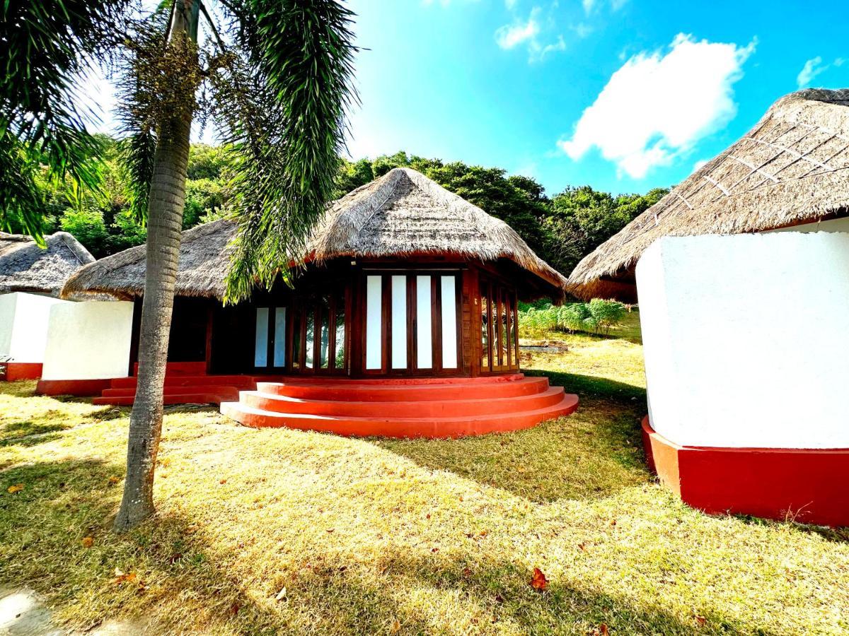 Khabita Beach Resort Lembar  Exterior photo